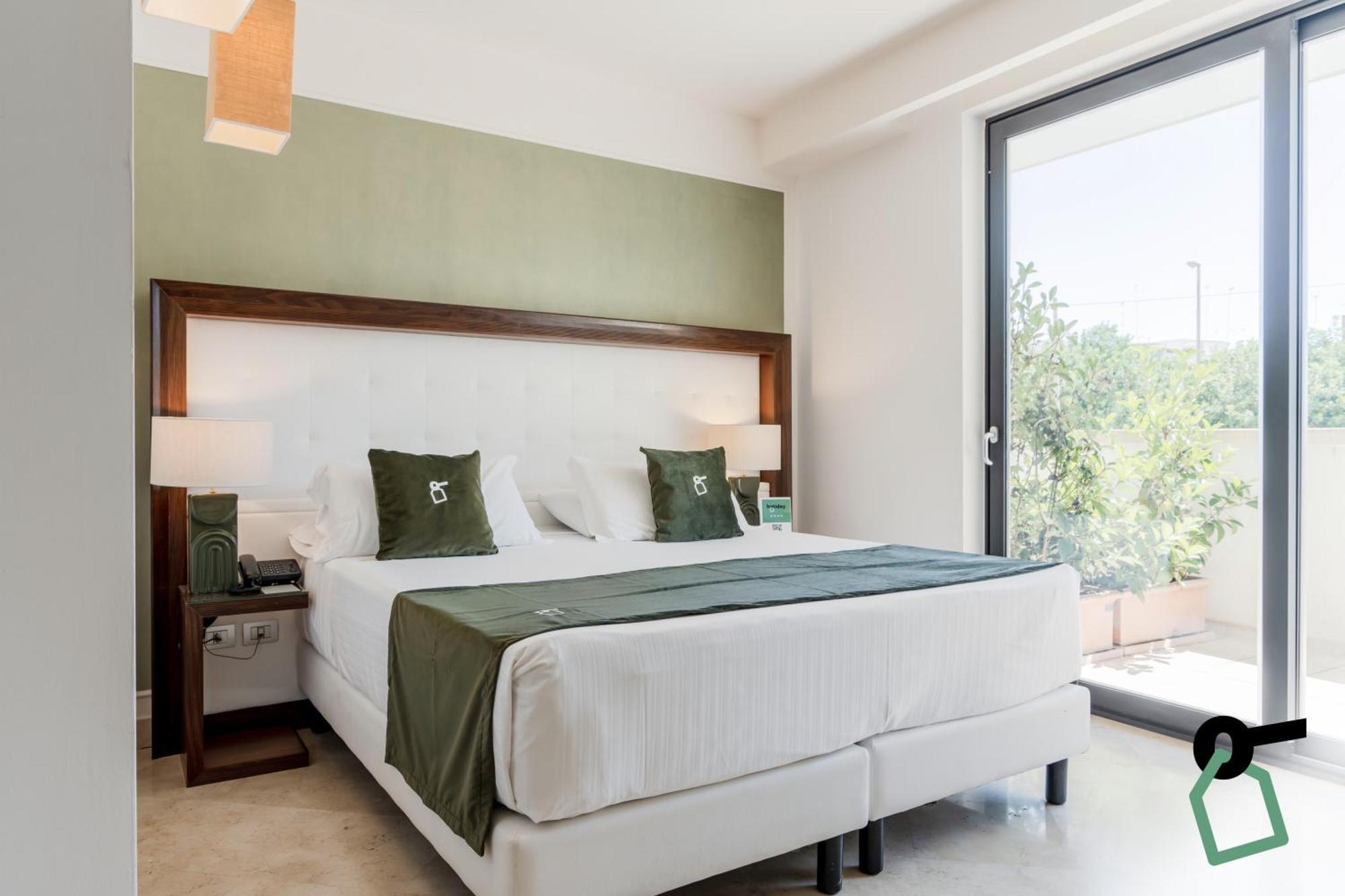 Hotiday Room Collection - Отранто Экстерьер фото